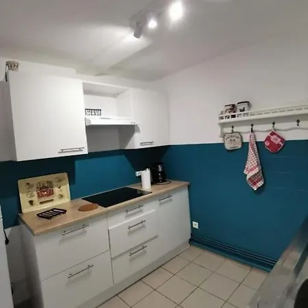 2 Proche Apartment *