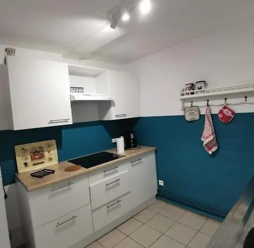 2 Proche Apartment *